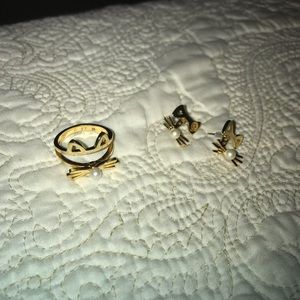 Ring/earrings